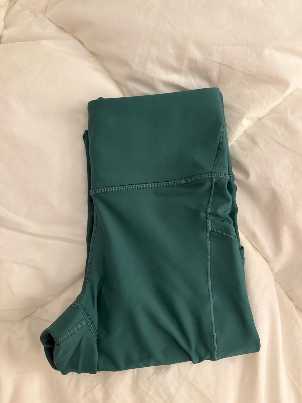 Athleta Interval Stash 7/8 Legging